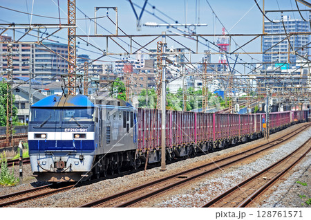 東海道本線　相模貨物　JR貨物　EF210-901（岡山） 128761571