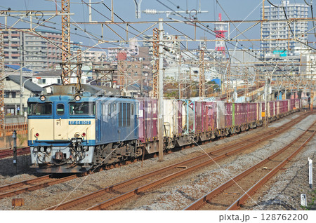 東海道本線　相模貨物　JR貨物　EF64-1012（愛知） 128762200
