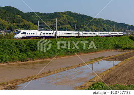 鹿児島本線を走るJR九州885系特急ソニック 鹿児島本線を走るJR九州885系特急ソニック 128767788
