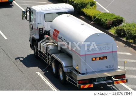 タンクローリー　イメージ 128767844
