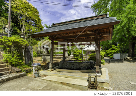 四国八十八箇所18番 恩山寺 手水舎 徳島県小松島市 四国八十八箇所18番 恩山寺 手水舎 徳島県小松島市 128768001