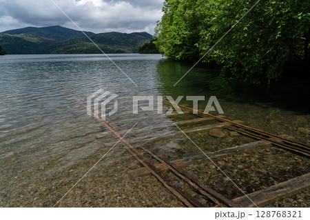 然別湖の湖底線路 然別湖の湖底線路 128768321