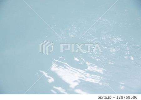 お風呂 湯船 お湯 お風呂 湯船 お湯 128769686