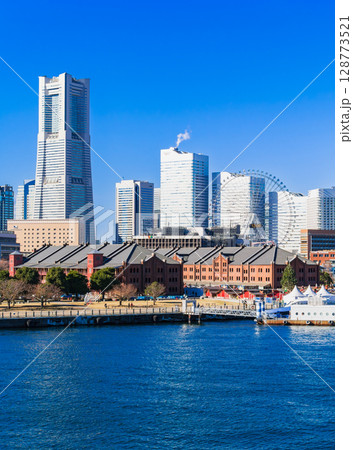 横浜 赤レンガ倉庫とみなとみらい 横浜 赤レンガ倉庫とみなとみらい 128773521