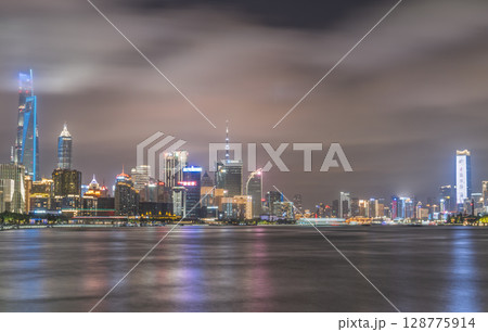 上海 シャンハイ 上海環球金融中心 128775914