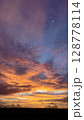朱に染まる雲 128778114