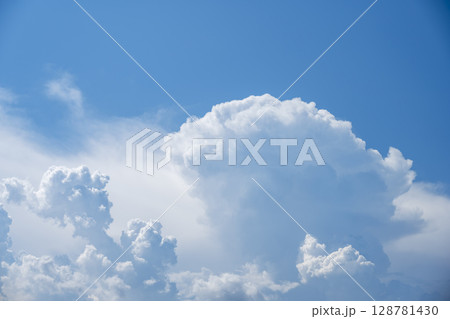 夏の空 青空 晴れ 7月 【神奈川県 伊勢原市】 夏の空 青空 晴れ 7月 【神奈川県 伊勢原市】 128781430