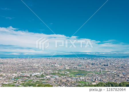 【大阪平野を一望】 撮影場所:水呑地蔵尊 大阪府八尾市大字神立 【大阪平野を一望】 撮影場所:水呑地蔵尊 大阪府八尾市大字神立 128782064