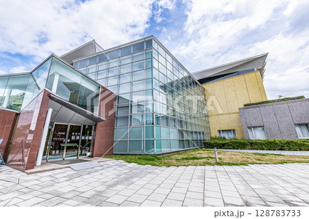 新潟県新潟市 新潟市新津美術館 新潟県新潟市 新潟市新津美術館 128783733
