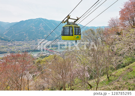 【箸蔵山ロープウェイ】 徳島県三好市池田町州津蔵谷 128785295