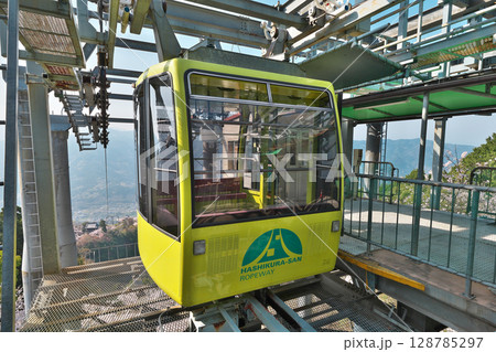 【箸蔵山ロープウェイ】 徳島県三好市池田町州津蔵谷 【箸蔵山ロープウェイ】 徳島県三好市池田町州津蔵谷 128785297