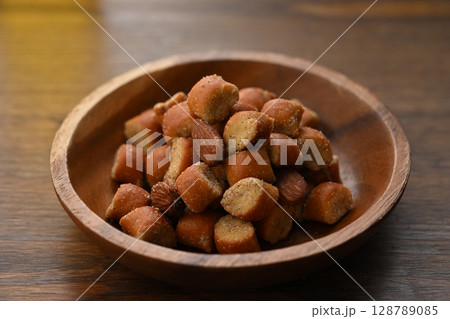 クラッツ 128789085