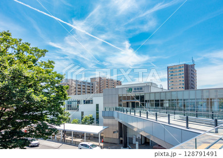 名取駅 東口 ロータリー 歩道橋 名取駅 東口 ロータリー 歩道橋 128791491