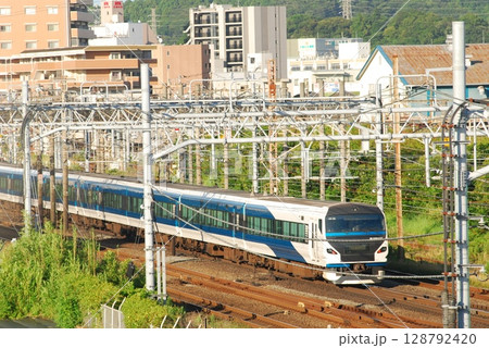 東海道線 山崎跨線橋 東海道線 山崎跨線橋 128792420