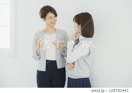 女子高生と先生 女子高生と先生 128792441