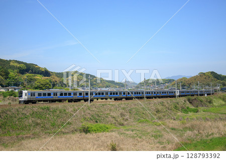 JR九州　811系電車（リニューアル編成） 128793392