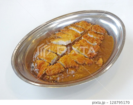 帯広名物インデアンカレー　カツカレー　カツ後のせ　カツのせ 128795170