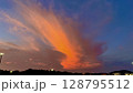 そ夕焼け空 128795512