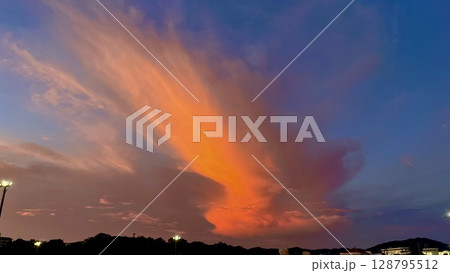 そ夕焼け空 そ夕焼け空 128795512