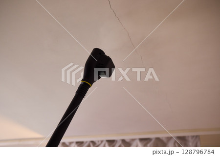 Cleaning Tools Vacuum Attachment for Efficiently Reaching Ceiling Areas and Dust Removal Cleaning Tools Vacuum Attachment for Efficiently Reaching Ceiling Areas and Dust Removal 128796784