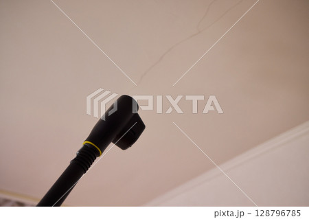 Cleaning Tools Vacuum Attachment for Efficiently Reaching Ceiling Areas and Dust Removal Cleaning Tools Vacuum Attachment for Efficiently Reaching Ceiling Areas and Dust Removal 128796785