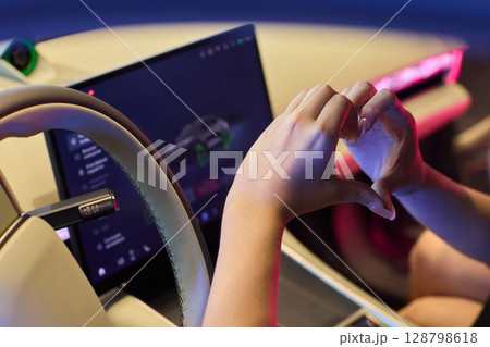 Engaging and Creative Gesture Interaction Within the Interior of a Modern Automobile Engaging and Creative Gesture Interaction Within the Interior of a Modern Automobile 128798618