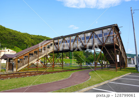 道の駅・ステラ★ほんべつに残された跨線橋 128799061