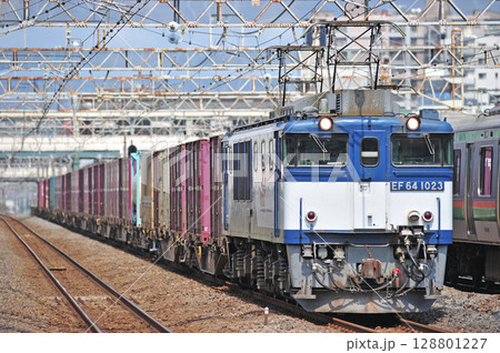東海道本線　平塚　JR貨物　EF64-1023（愛知） 128801227