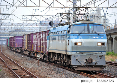 東海道本線　平塚　JR貨物　EF66-128（吹田） 128802123
