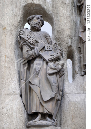 Saint Peter statue on the Altar of the Apostles in Wurzburg Cathedral dedicated to Saint Kilian, Bavaria, Germany 128803291