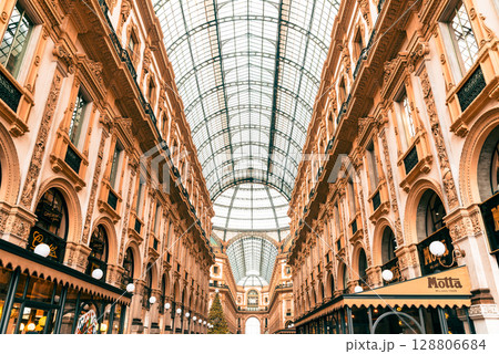 ミラノ　ガレリア 128806684