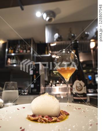 オレンジワインと鴨肉の美食時間 128807548