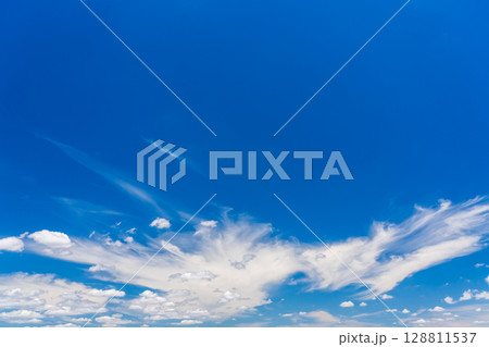 輝く夏空 輝く夏空 128811537