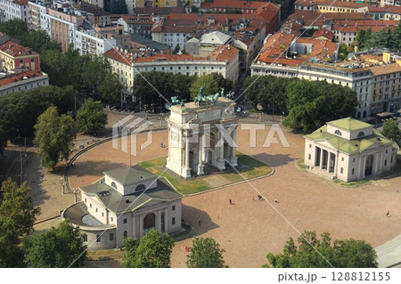 Torre Brancaから望むArco della Pace Torre Brancaから望むArco della Pace 128812155