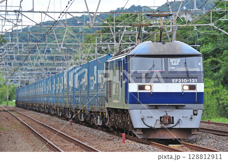 東海道本線　二宮－国府津　JR貨物　EF210-121（新鶴見） 128812911