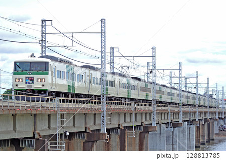 東海道本線 茅ヶ崎-平塚 JR東日本 185系 A1編成(大宮) 踊り子 東海道本線 茅ヶ崎-平塚 JR東日本 185系 A1編成(大宮) 踊り子 128813785