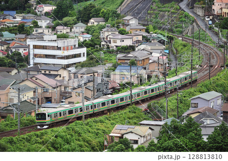 東海道本線　湯河原－真鶴　JR東日本　E231系1000番台　S-34 編成（国府津） 128813810