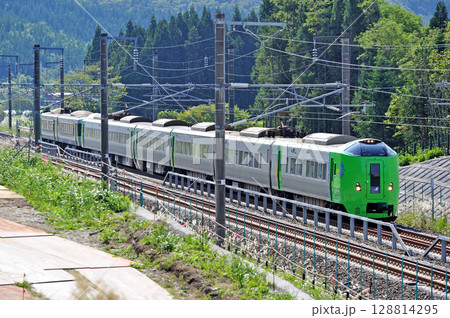 津軽海峡線　知内－木古内　JR北海道　789系0番台　HE-104編成（函館）　スーパー白鳥 128814295