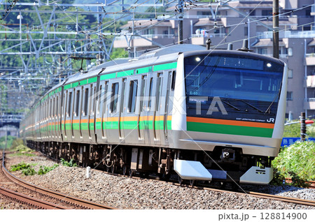 東海道本線 万鶴 JR東日本 E233系3000番台 E-65編成(国府津) 東海道本線 万鶴 JR東日本 E233系3000番台 E-65編成(国府津) 128814900