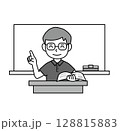学校生活_授業をする先生_ポロシャツ_白黒 128815883
