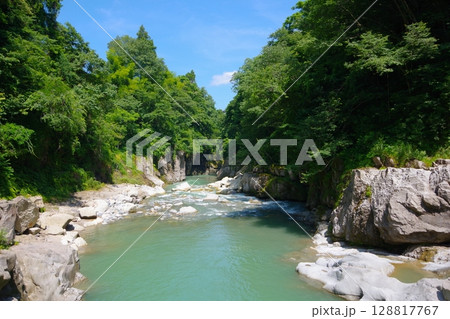 石川県の手取峡谷の風景 128817767