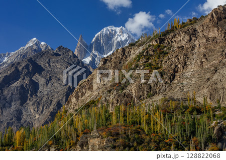 Lady finger and Hunza peak mountains with snow capped.in the autumn scenery, Karakoram range. Hunza valley, Pakistan 128822068