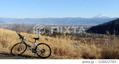 風の丘しらね、甲府盆地と富士山の眺望 128822783