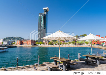 《福岡県》門司港レトロの街並み 《福岡県》門司港レトロの街並み 128823819