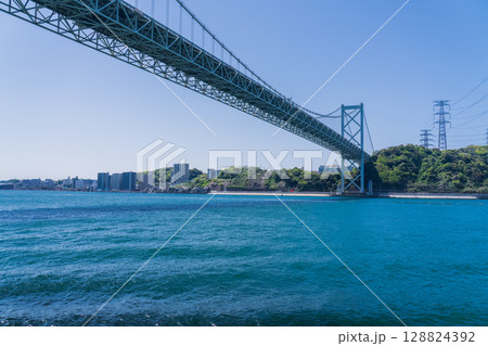 《福岡県》関門海峡の眺望・関門橋 《福岡県》関門海峡の眺望・関門橋 128824392