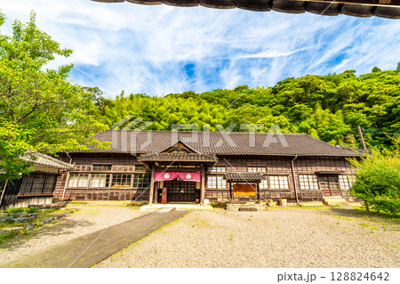 【世界遺産 石見銀山遺跡とその文化的景観】【重伝建】大森銀山 いも代官ミュージアム2 島根県大田市 【世界遺産 石見銀山遺跡とその文化的景観】【重伝建】大森銀山 いも代官ミュージアム2 島根県大田市 128824642