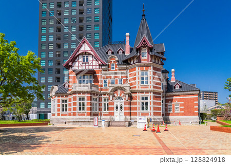 《福岡県》門司港レトロの街並み 128824918