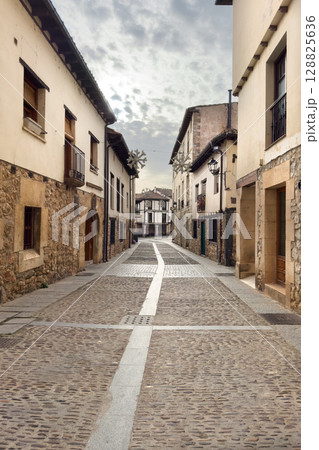 Ancient medieval village of Covarrubias in Burgos Province, Spain. Ancient medieval village of Covarrubias in Burgos Province, Spain. 128825636