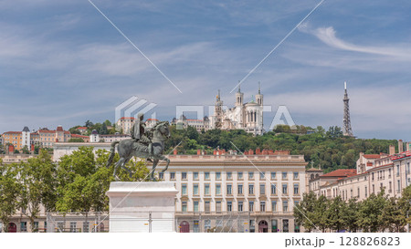 Hyperlapse of Place Bellecour in Lyon, France, the largest pedestrian square in Europe. 128826823