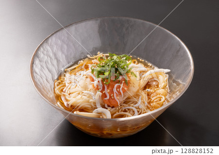 しらす明太子 おろし そうめん しらす明太子 おろし そうめん 128828152